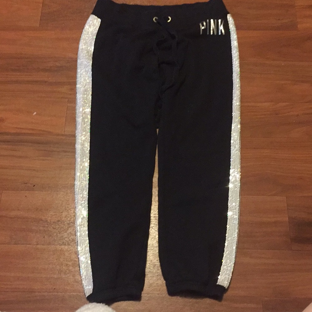 Vicotrias Secret Pink Cropped Sweatpants